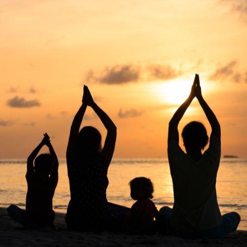 Image for event: Family Yoga